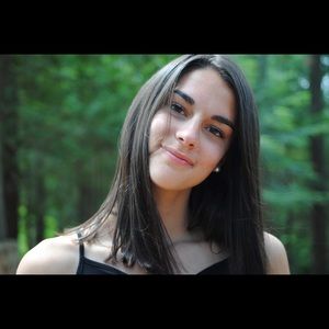 Meet your Posher, Éva-maude